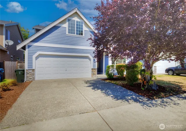 Photo 1 of Single family home for sale at 5128 Ne 11th Street, Renton, WA 98059 | MLS# NWM2561604 | Listing updated on 2026-09-23