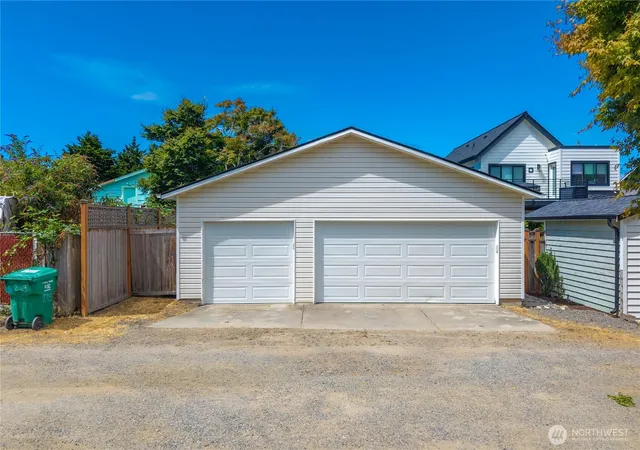 Photo 2 of Single family home for sale at 2712 57th Avenue Sw, Seattle, WA 98116 | MLS# NWM2561631 | Listing updated on 2026-09-29