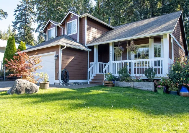 Single family home for sale at 11608 41st Avenue NW, Gig Harbor, WA 98332 | MLS# NWM2561643