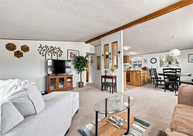 Photo 2 of Manufactured home for sale at 802 Cottonwood Dr, Enumclaw, WA 98022 | MLS# NWM2561646 | Listing updated on 2026-09-23