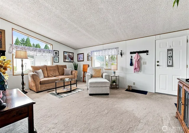 Photo 3 of Manufactured home for sale at 802 Cottonwood Dr, Enumclaw, WA 98022 | MLS# NWM2561646 | Listing updated on 2026-09-23