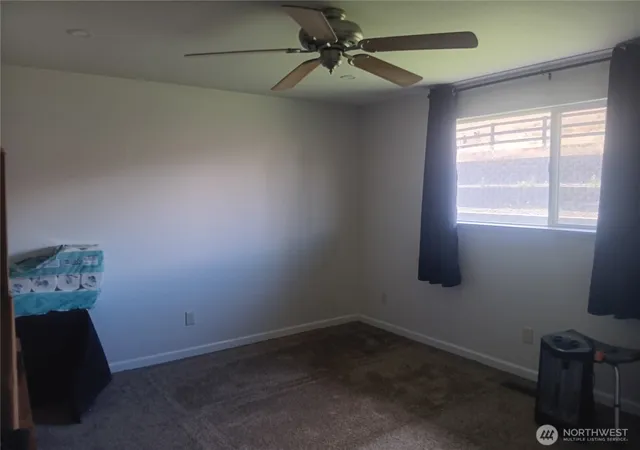 Photo 3 of Single family home for sale at 260 Adobe Way, Selah, WA 98942 | MLS# NWM2561650 | Listing updated on 2026-09-23