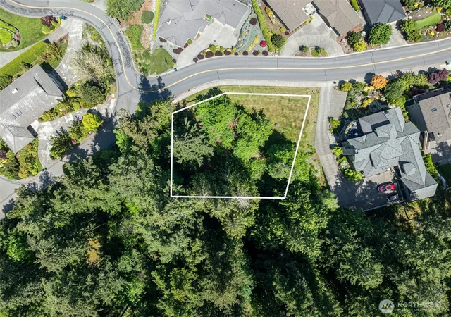 Photo 4 of Land for sale at 2917 17th Street, Anacortes, WA 98221 | MLS# NWM2561656 | Listing updated on 2026-09-23