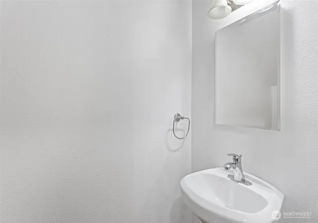 Photo 4 of Townhouse for sale at 13359 Ambaum Blvd SW, Burien, WA 98146 | MLS# NWM2561666 | Listing updated on 2026-09-01