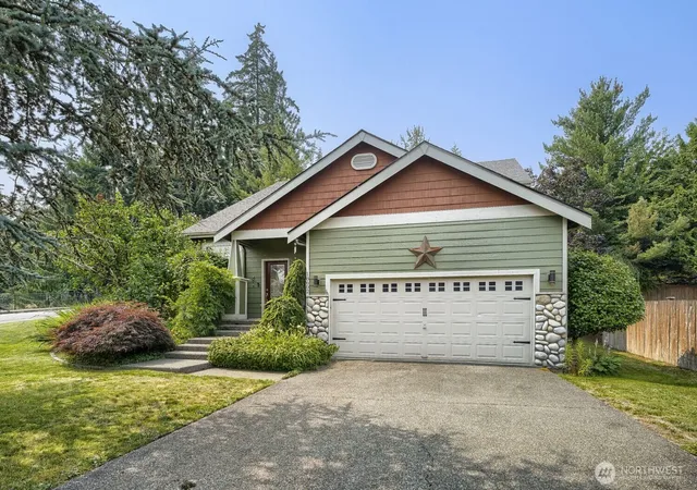Photo 2 of Single family home for sale at 18602 94th St Ct E, Bonney Lake, WA 98391 | MLS# NWM2561673 | Listing updated on 2026-09-23
