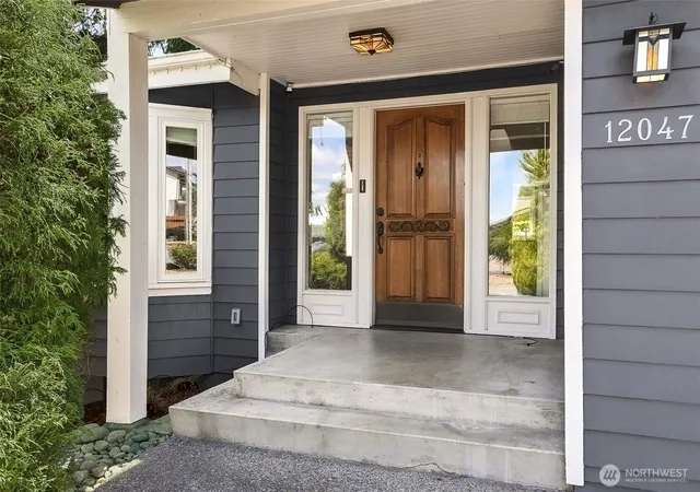 Photo 2 of Sale Pending at 12047 Se 277th Place, Kent, WA 98030 | MLS# NWM2561679 | Listing updated on 2026-09-25