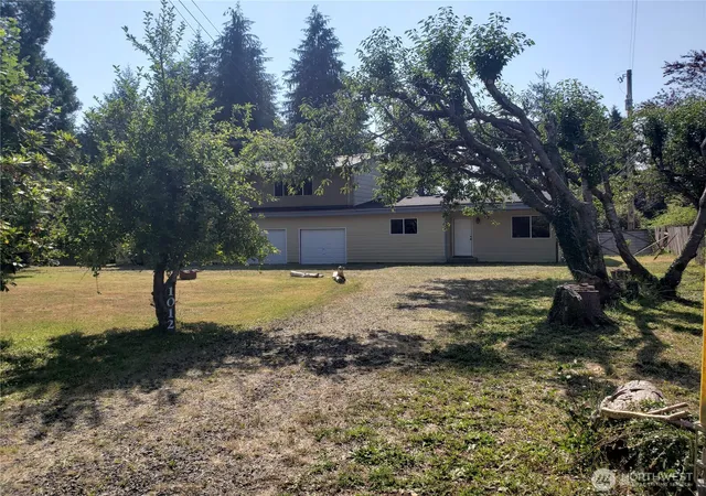 Photo 2 of Sale Pending at 1012 Haek Ln, Aberdeen, WA 98520 | MLS# NWM2561709 | Listing updated on 2026-09-21