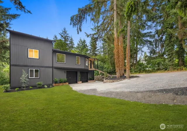 Photo 3 of Single family home for sale at 140 Brockway Rd, Chehalis, WA 98532 | MLS# NWM2561729 | Listing updated on 2026-10-02