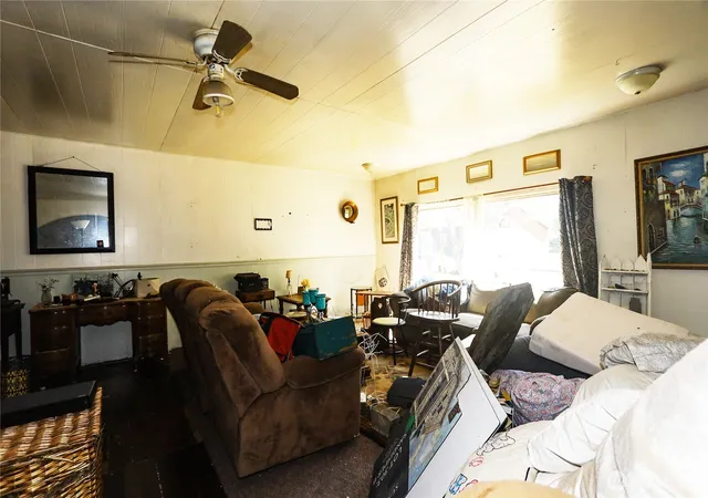 Photo 4 of Single family home for sale at 816 6th Street, Hoquiam, WA 98550 | MLS# NWM2561730 | Listing updated on 2026-09-29