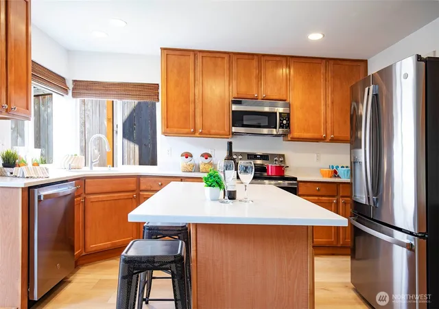 Photo 3 of Single family home for sale at 36517 SE Forest St, Snoqualmie, WA 98065 | MLS# NWM2561741 | Listing updated on 2026-10-02