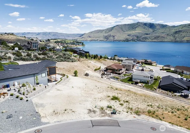 Photo 1 of Land for sale at 260 Apple Ave, Chelan, WA 98816 | MLS# NWM2561747 | Listing updated on 2026-09-23