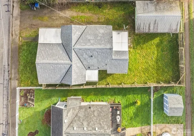 Photo 2 of Sale Pending at 1929 11th Street, Bremerton, WA 98337 | MLS# NWM2561750 | Listing updated on 2026-09-28