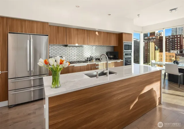 Photo 2 of Condo for sale at 1920 4th Avenue #1002, Seattle, WA 98101 | MLS# NWM2561760 | Listing updated on 2026-10-01