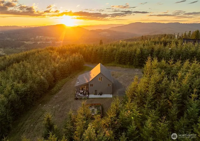 Photo 3 of Single family home for sale at 214 Bootjack Ln, Kelso, WA 98626 | MLS# NWM2561786 | Listing updated on 2026-09-23