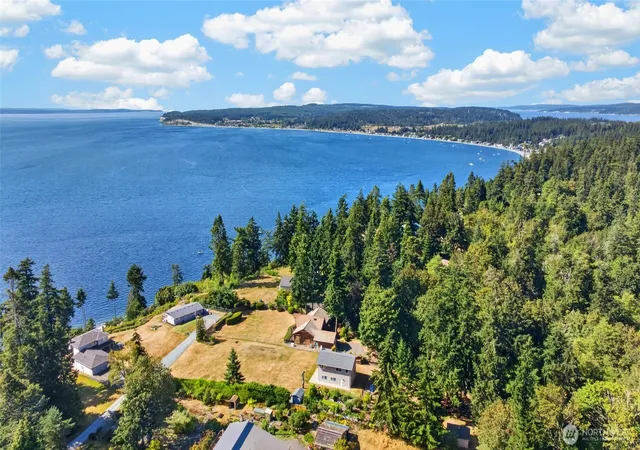 Photo 1 of Contingent at 6360 Apple Ln, Freeland, WA 98249 | MLS# NWM2561806 | Listing updated on 2026-09-23