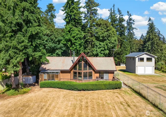 Photo 3 of Contingent at 6360 Apple Ln, Freeland, WA 98249 | MLS# NWM2561806 | Listing updated on 2026-09-23