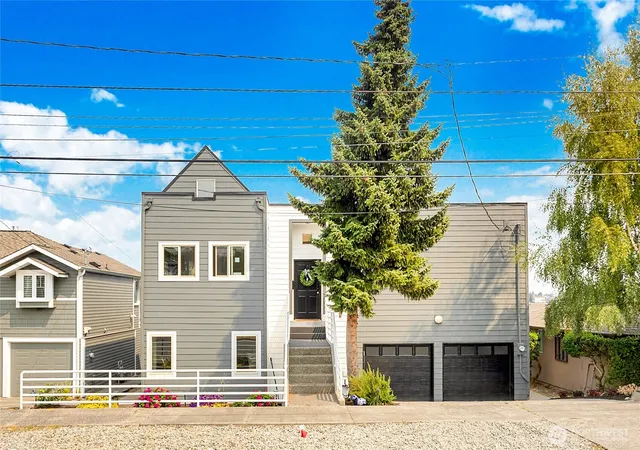 Photo 3 of Single family home for sale at 3406 37th Avenue W, Seattle, WA 98199 | MLS# NWM2561811 | Listing updated on 2026-10-01