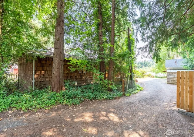 Photo 4 of Manufactured home for sale at 14940 Cedarwood Dr SE, Tenino, WA 98589 | MLS# NWM2561825 | Listing updated on 2026-09-23