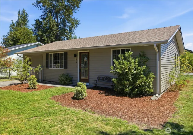 Photo 1 of Sale Pending at 5817 E M St, Tacoma, WA 98404 | MLS# NWM2561833 | Listing updated on 2026-08-20
