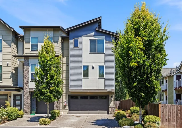 Photo 1 of Single family home for sale at 12909 20th Drive W #G, Everett, WA 98204 | MLS# NWM2561838 | Listing updated on 2026-09-23