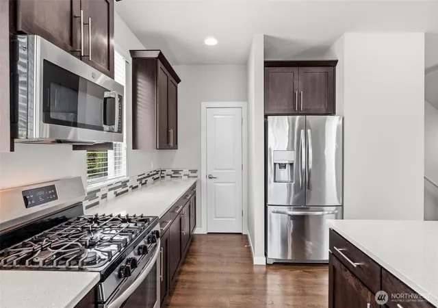 Photo 3 of Single family home for sale at 12909 20th Drive W #G, Everett, WA 98204 | MLS# NWM2561838 | Listing updated on 2026-09-23