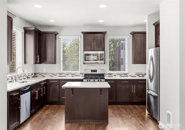 Photo 3 of Single family home for sale at 12909 20th Drive W #G, Everett, WA 98204 | MLS# NWM2561838 | Listing updated on 2026-09-23