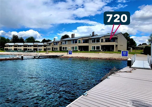 Photo 3 of House for sale at 1 Lakeside 720 L, Manson, WA 98831 | MLS# NWM2561847 | Listing updated on 2026-09-23