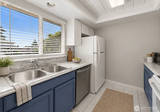 Photo 3 of Condo for sale at 24918 110th Avenue SE #21A, Kent, WA 98030 | MLS# NWM2561860 | Listing updated on 2026-09-25