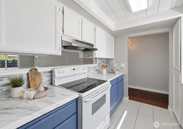 Photo 4 of Condo for sale at 24918 110th Avenue SE #21A, Kent, WA 98030 | MLS# NWM2561860 | Listing updated on 2026-09-25