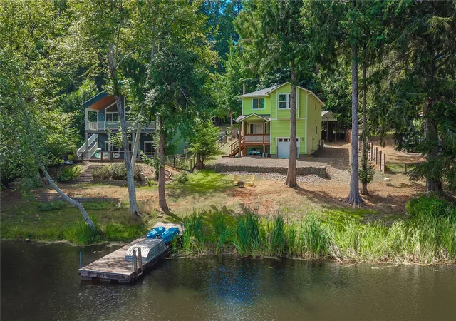 Single family home for sale at 520 E Lakeshore Dr W, Shelton, WA 98584 | MLS# NWM2561868