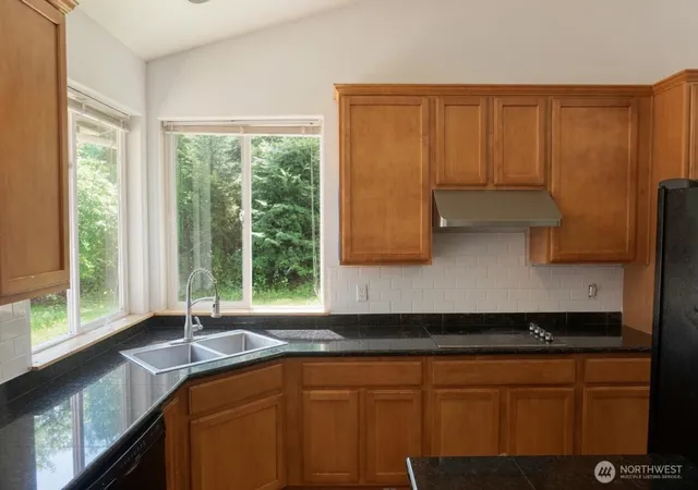Photo 4 of Single family home for sale at 259 Finn Hl Rd, Winlock, WA 98596 | MLS# NWM2561872 | Listing updated on 2026-09-23