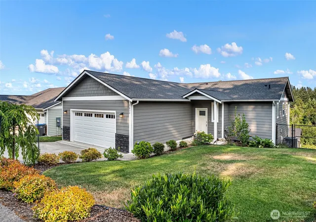 Photo 1 of Sale Pending at 7634 E Montana St, Port Orchard, WA 98366 | MLS# NWM2561884 | Listing updated on 2026-09-25