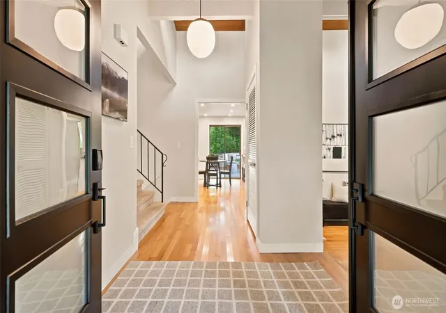 Photo 3 of Single family home for sale at 7520 86th Avenue SE, Mercer Island, WA 98040 | MLS# NWM2561893 | Listing updated on 2026-10-03