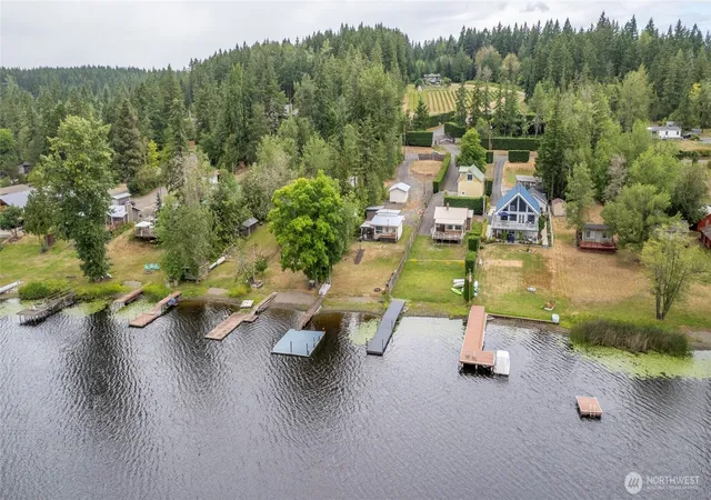 Photo 1 of Sale Pending at 4920 Silver Lake Rd E, Eatonville, WA 98328 | MLS# NWM2561927 | Listing updated on 2026-09-25