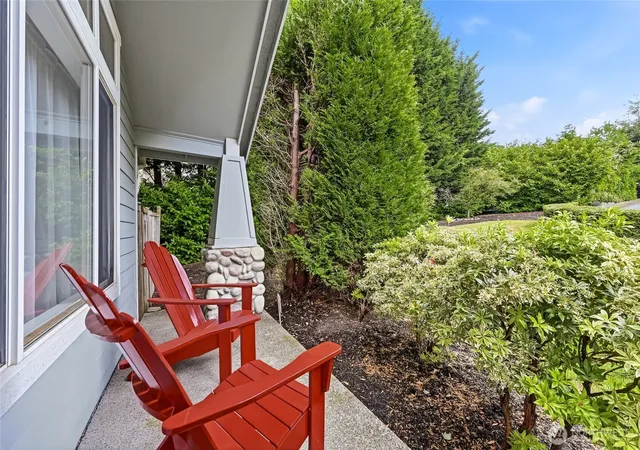 Photo 2 of Single family home for sale at 2419 Ne 14th Street, Renton, WA 98056 | MLS# NWM2561942 | Listing updated on 2026-09-23