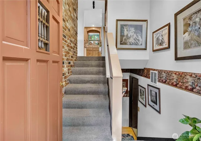 Photo 3 of Single family home for sale at 1006 Sandy Bnd Rd, Castle Rock, WA 98611 | MLS# NWM2561945 | Listing updated on 2026-09-20