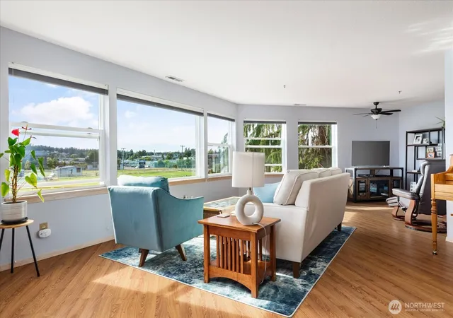 Photo 3 of Condo for sale at 651 SE Bayshore Dr #C102, Oak Harbor, WA 98277 | MLS# NWM2561984 | Listing updated on 2026-09-23