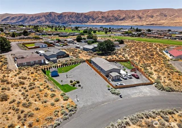 Photo 1 of Sale Pending at 206 Atterberry Dr Sw, Mattawa, WA 99349 | MLS# NWM2562011 | Listing updated on 2026-09-25