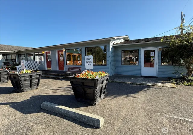 Photo 4 of Multi family home for sale at 1910 Bay Ave, Ocean Park, WA 98640 | MLS# NWM2562020 | Listing updated on 2026-09-30