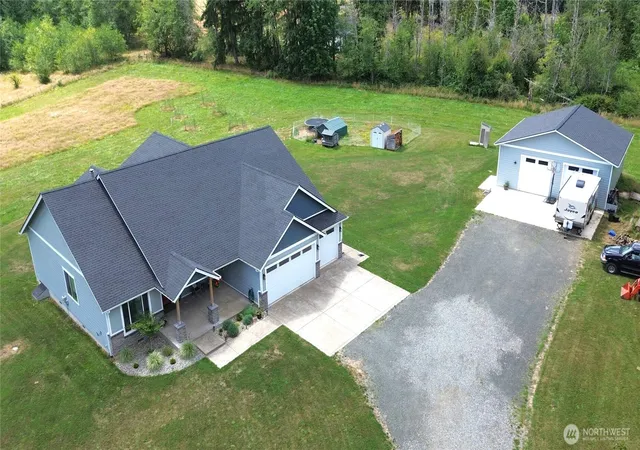 Photo 3 of Single family home for sale at 9007 Davis Rd Sw, Rochester, WA 98579 | MLS# NWM2562035 | Listing updated on 2026-09-26
