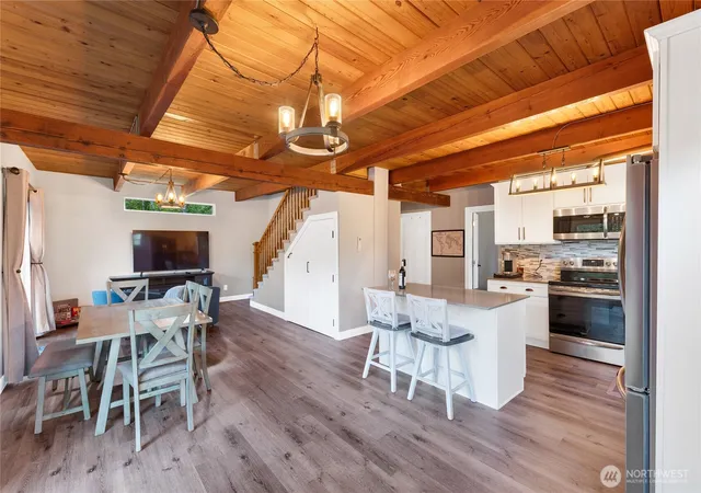 Photo 4 of Sale Pending at 61 E Orchard Beach Dr, Grapeview, WA 98546 | MLS# NWM2562036 | Listing updated on 2026-09-25