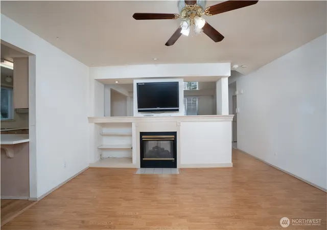 Photo 3 of Sale Pending at 5209 79th Street W, Lakewood, WA 98499 | MLS# NWM2562044 | Listing updated on 2026-10-01