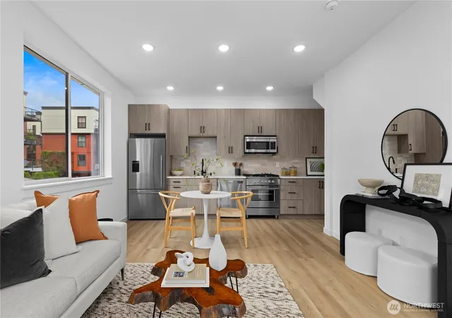 Photo 4 of Condo for sale at 6544 A Latona Ave NE, Seattle, WA 98115 | MLS# NWM2562058 | Listing updated on 2026-10-01