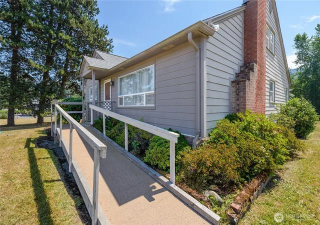 Photo 3 of Sale Pending at 2414 W Highway 101, Port Angeles, WA 98363 | MLS# NWM2562085 | Listing updated on 2026-09-23