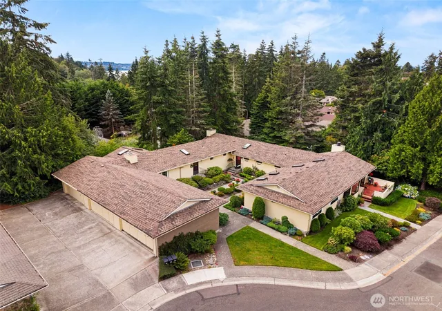 Photo 1 of Single family home for sale at 1111 S 249th Place, Des Moines, WA 98198 | MLS# NWM2562108 | Listing updated on 2026-09-23