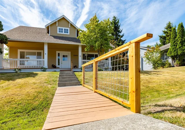 Photo 4 of Single family home for sale at 2209 24th Street, Anacortes, WA 98221 | MLS# NWM2562129 | Listing updated on 2026-09-19