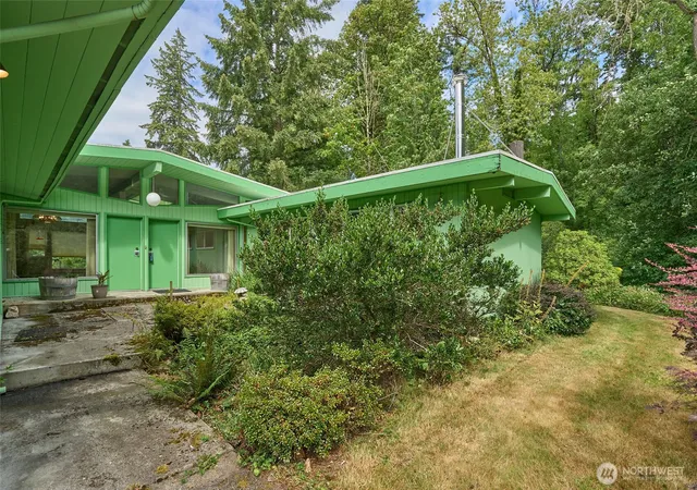 Photo 1 of Single family home for sale at 8209 144th Place Se, Newcastle, WA 98059 | MLS# NWM2562139 | Listing updated on 2026-10-02