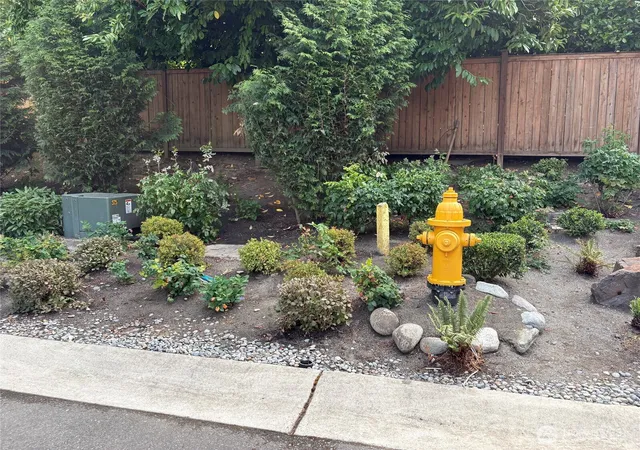 Photo 4 of Single family home for sale at 8209 144th Place SE, Newcastle, WA 98059 | MLS# NWM2562139 | Listing updated on 2026-10-02