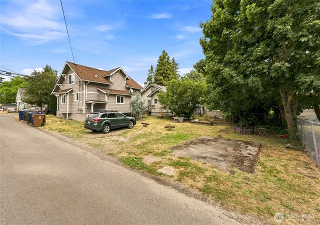 Photo 3 of Multi family home for sale at 1110 S 25th Street #A/B, Tacoma, WA 98405 | MLS# NWM2562140 | Listing updated on 2026-09-23