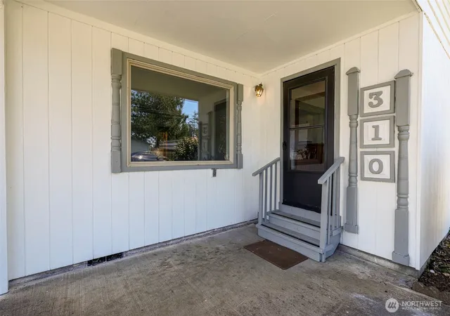 Photo 3 of Single family home for sale at 310 N Melbourne St, Westport, WA 98595 | MLS# NWM2562150 | Listing updated on 2026-09-23